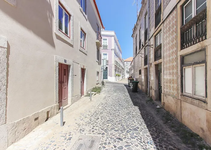 Typical Madragoa By Homing Lisboa