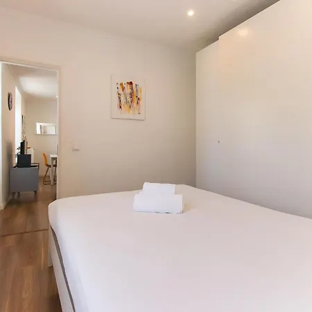 Apartment Typical Madragoa By Homing *