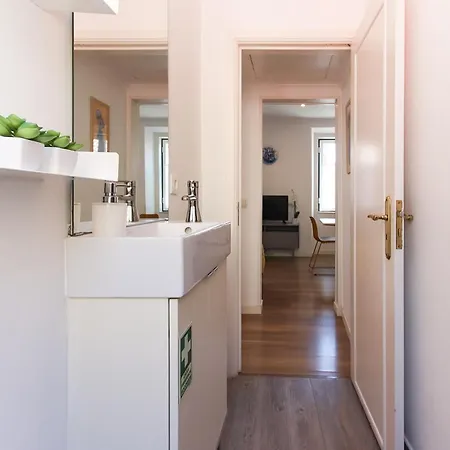 Typical Madragoa By Homing Apartment Lisbon